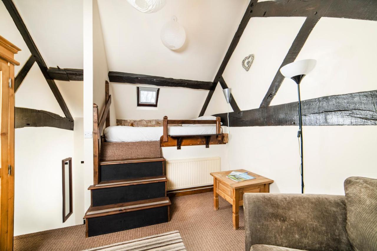 Nant Ucha Farm Villa Acrefair Екстериор снимка