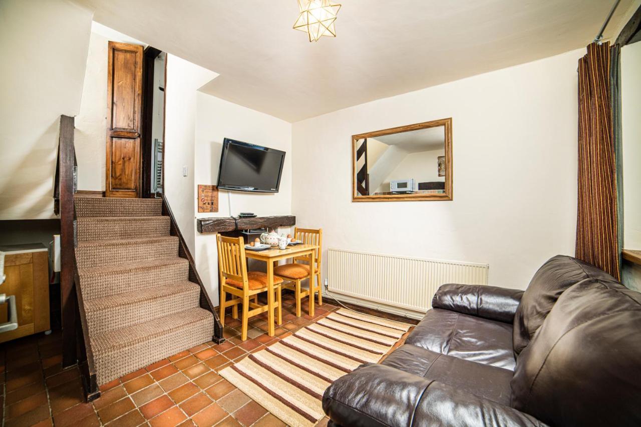 Nant Ucha Farm Villa Acrefair Екстериор снимка
